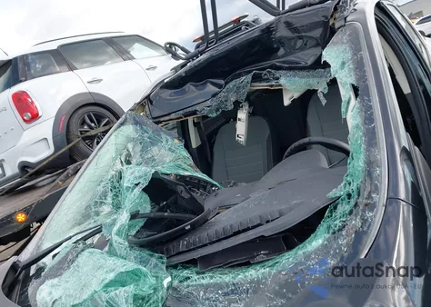 2016 Ford Escape Se z USA, uszkodzony, nr VIN 1FMCU9G96GUC45717